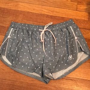 Running shorts